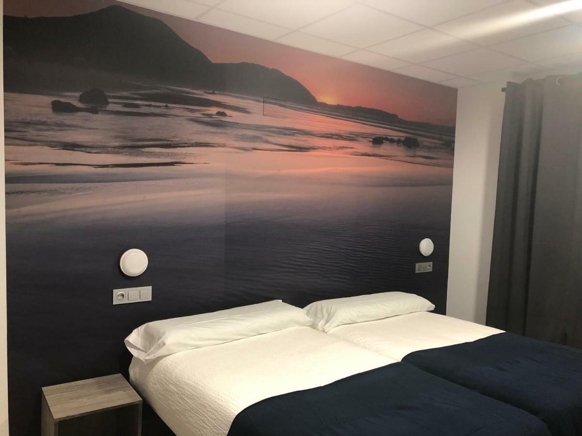 Hostel El Paloma Santoña 外观 照片